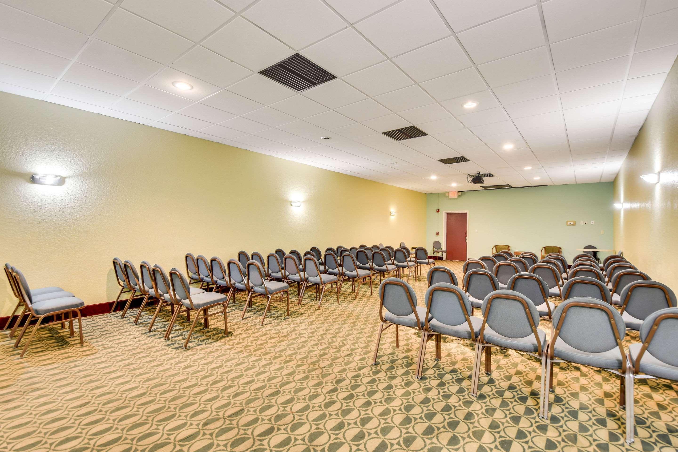 Econo Lodge Busch Gardens Tampa Zewnętrze zdjęcie