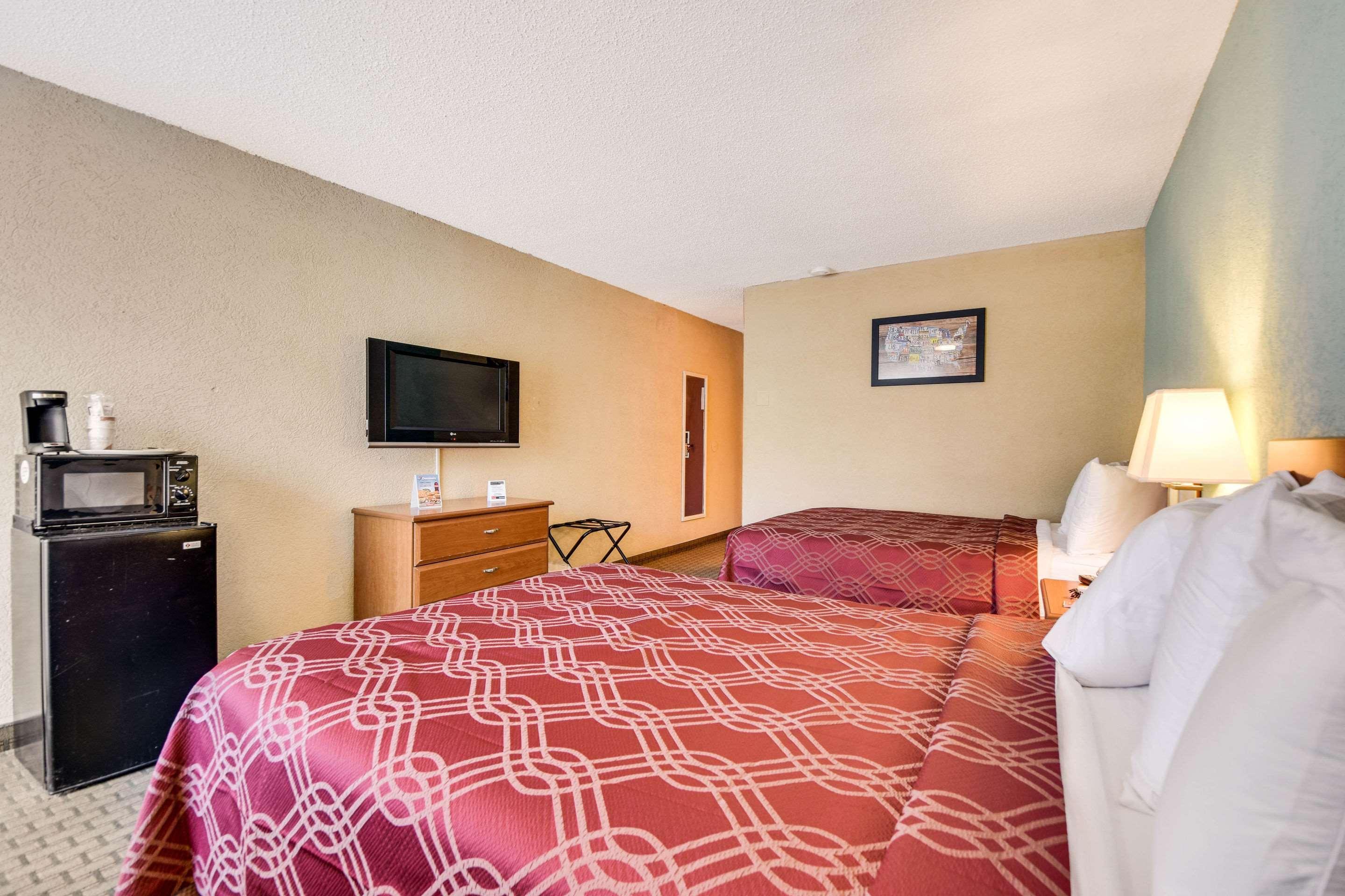 Econo Lodge Busch Gardens Tampa Zewnętrze zdjęcie