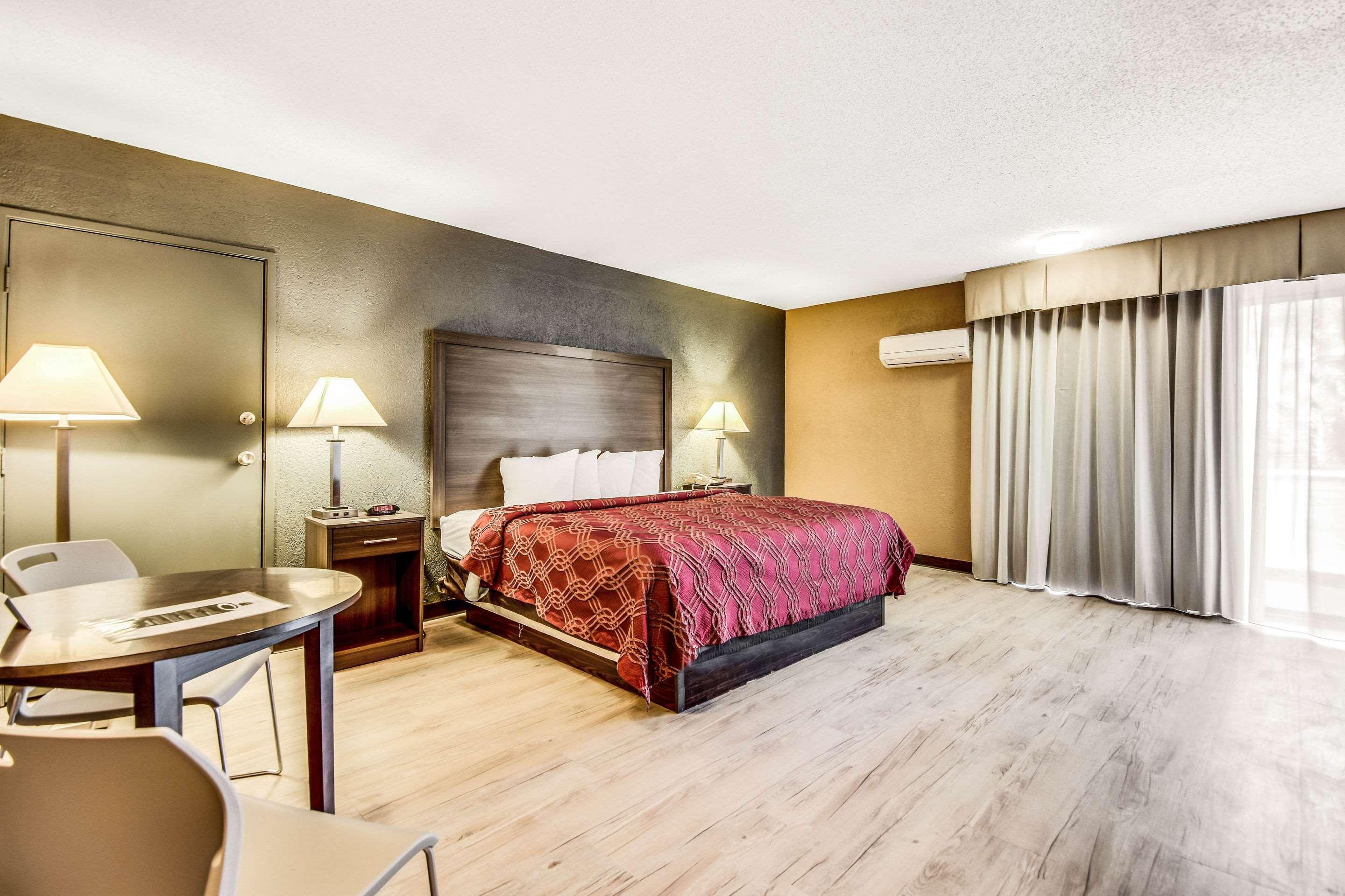 Econo Lodge Busch Gardens Tampa Zewnętrze zdjęcie