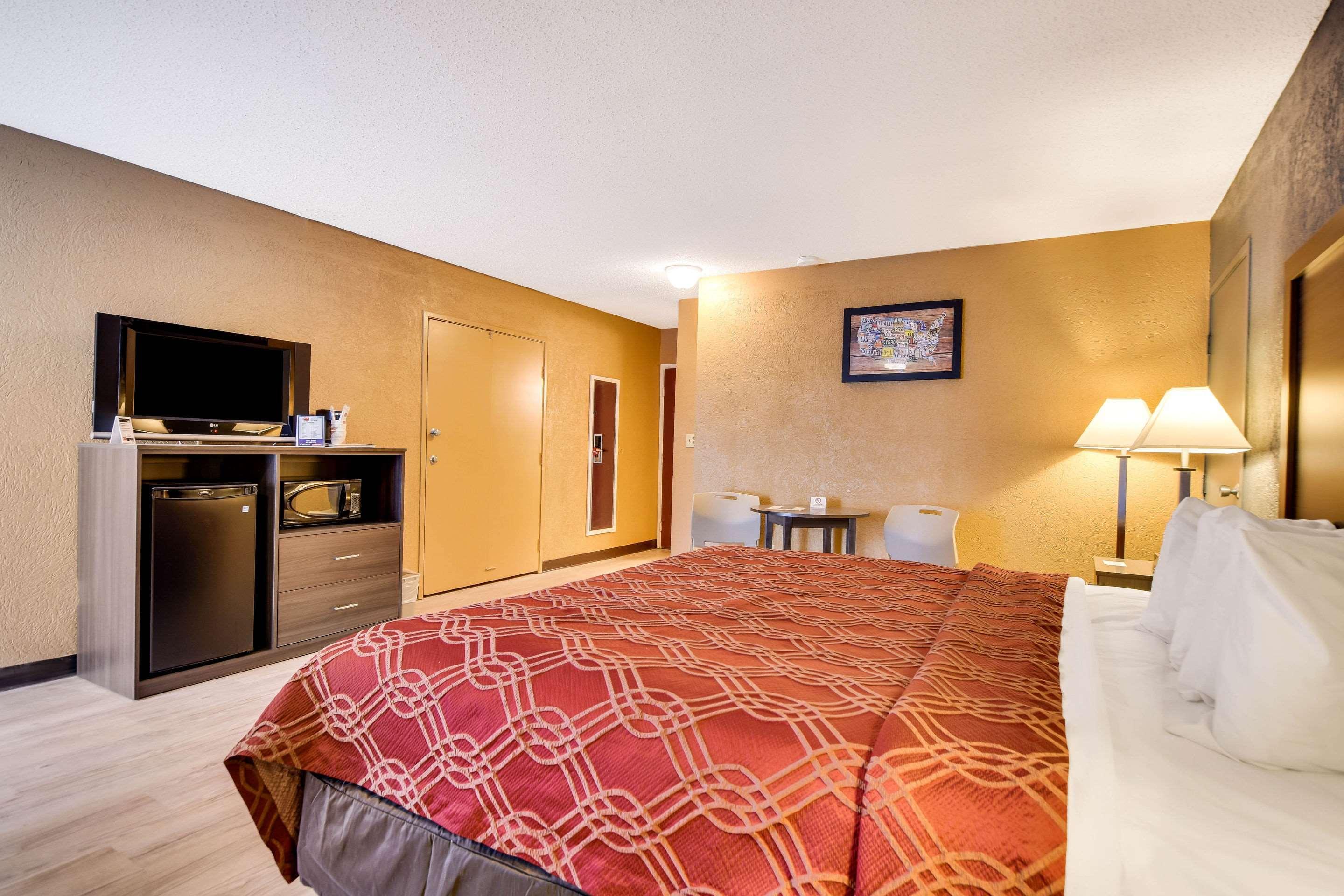 Econo Lodge Busch Gardens Tampa Zewnętrze zdjęcie