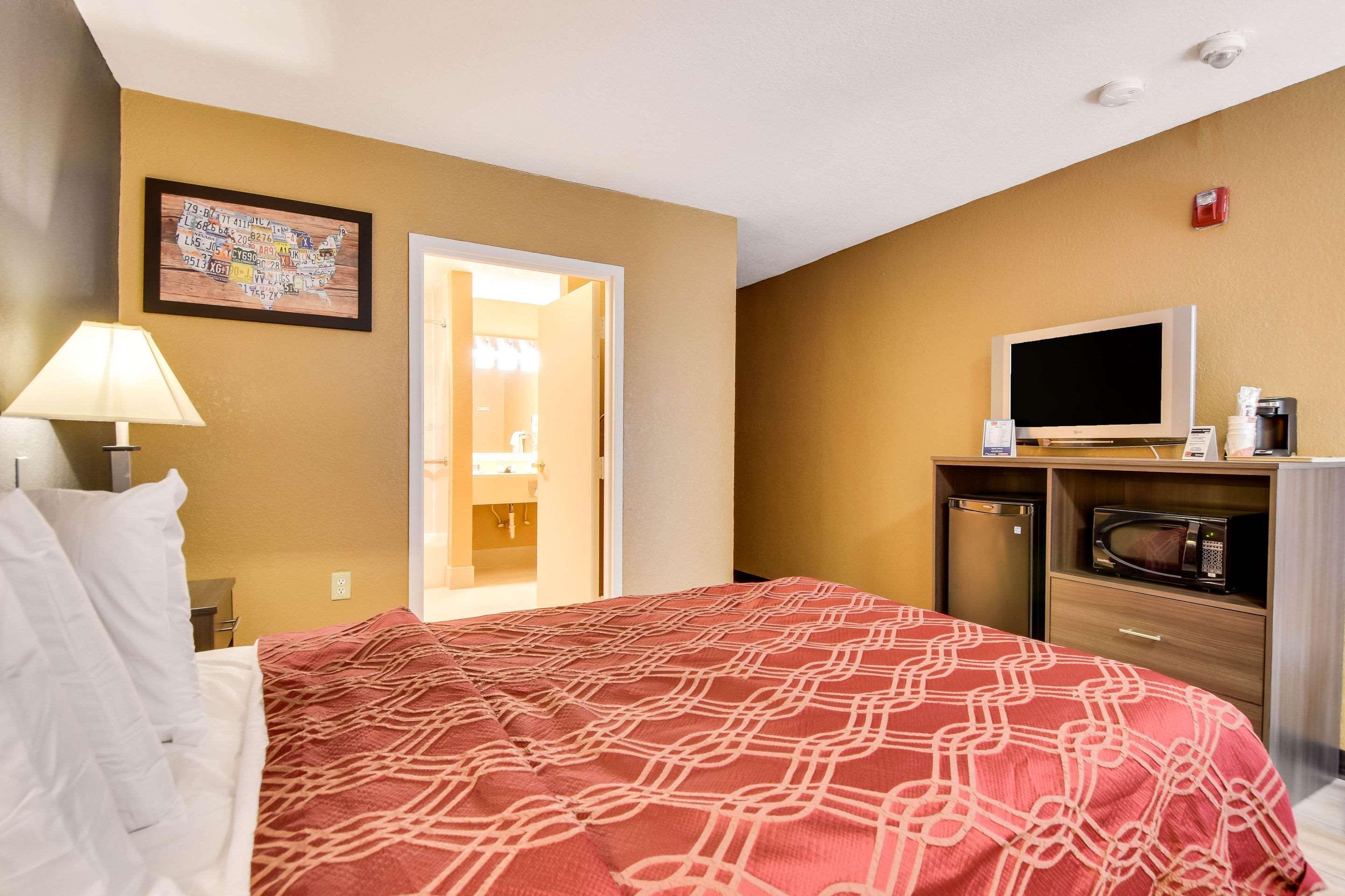 Econo Lodge Busch Gardens Tampa Zewnętrze zdjęcie